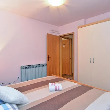 Fuer 7 Personen Ca 80 Qm In Rovinj, Istrien Istrische Riviera * Rovinj