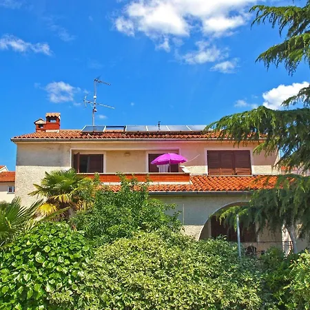 Apartment Fuer 7 Personen Ca 80 Qm In Rovinj, Istrien Istrische Riviera Rovinj