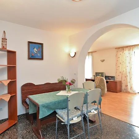 Fuer 7 Personen Ca 80 Qm In Rovinj, Istrien Istrische Riviera